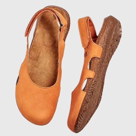 Closed-Toe Leather Sandals with Adjustable Back Strap