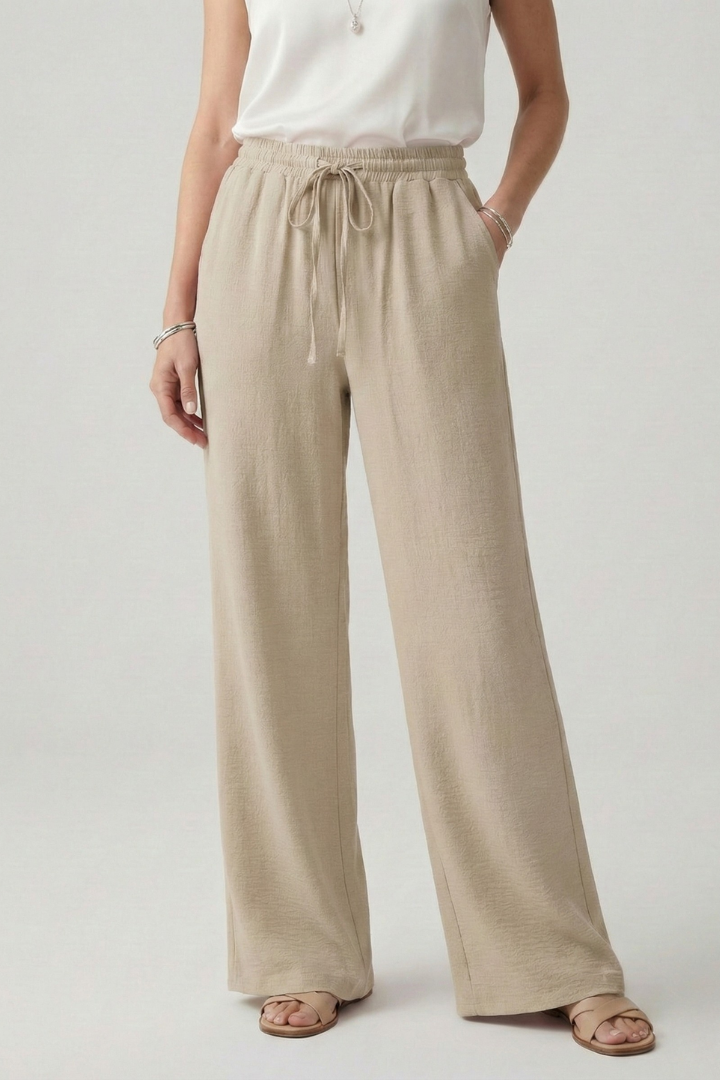 Easy-Wear Wide-Leg Drawstring Trousers