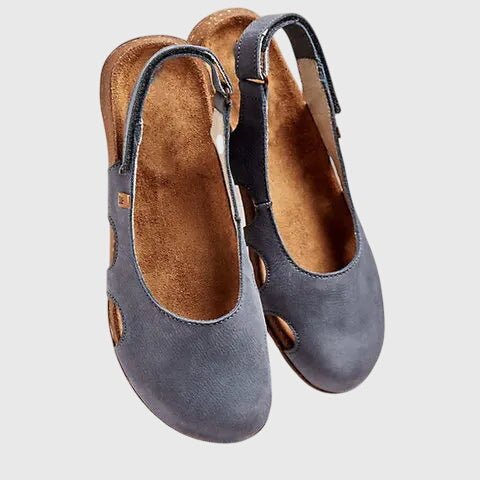 Closed-Toe Leather Sandals with Adjustable Back Strap