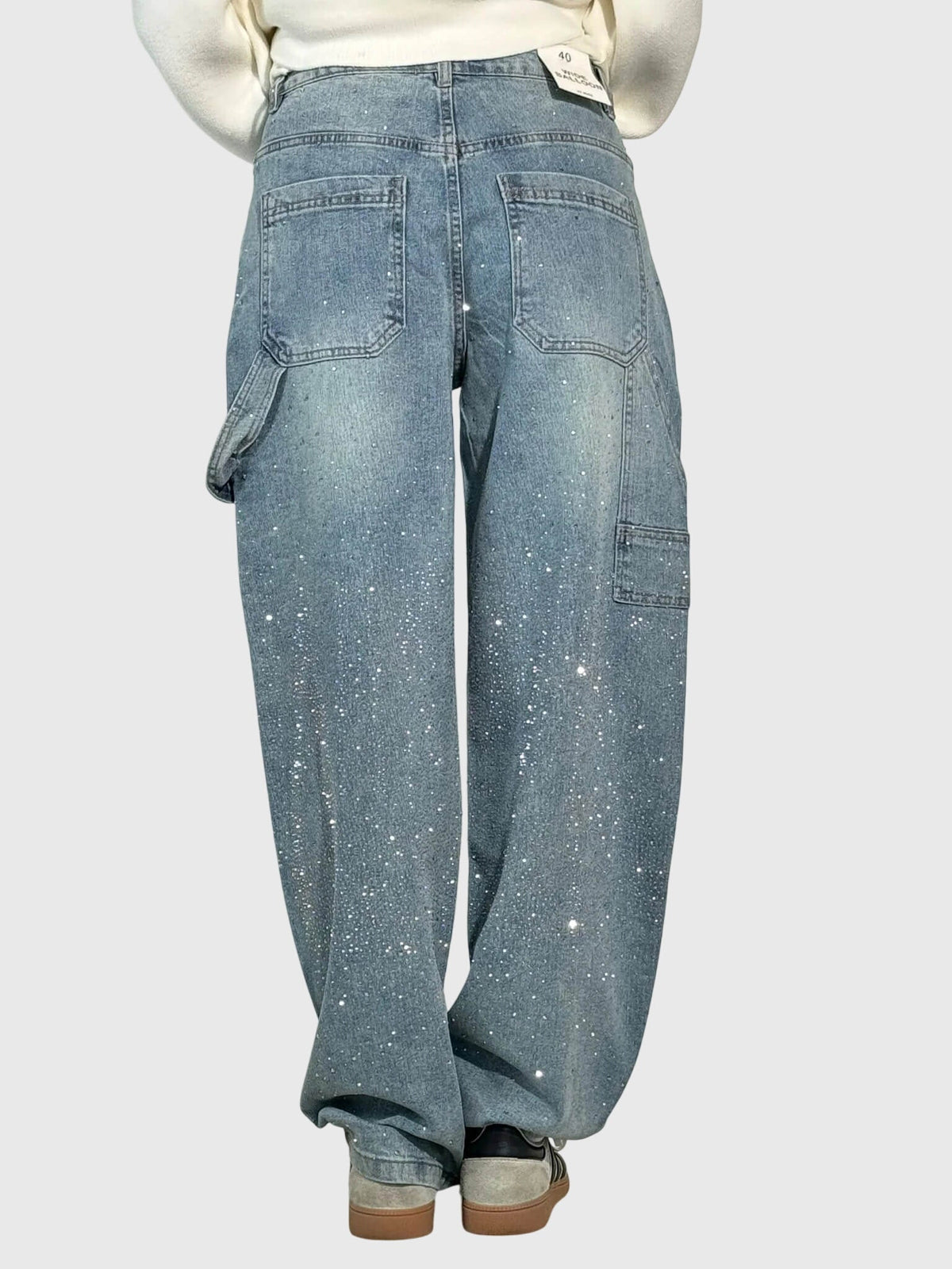 Rhinestone Detail Wide-Leg Jeans