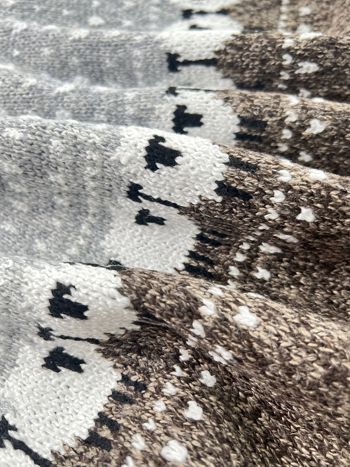 Sheep Pattern Chunky Jacquard Knit Jumper