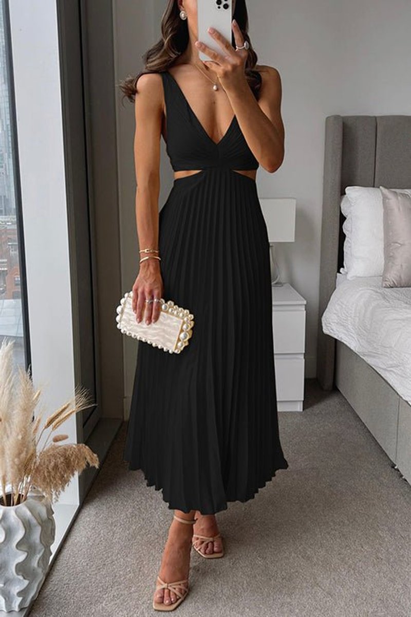 V-Neck Pleated Empire Formal Maxi Dress