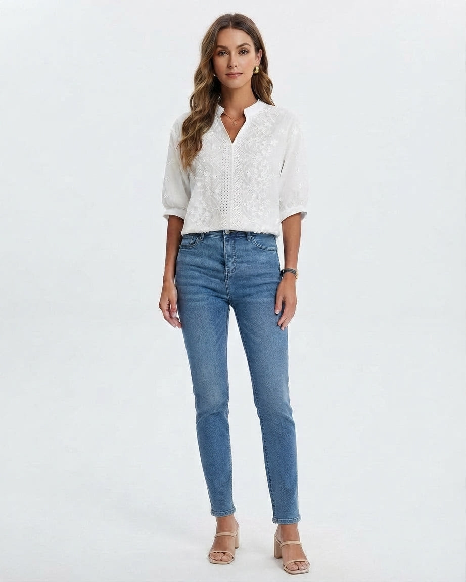 Women's Embroidered V-Neck Everyday Blouse