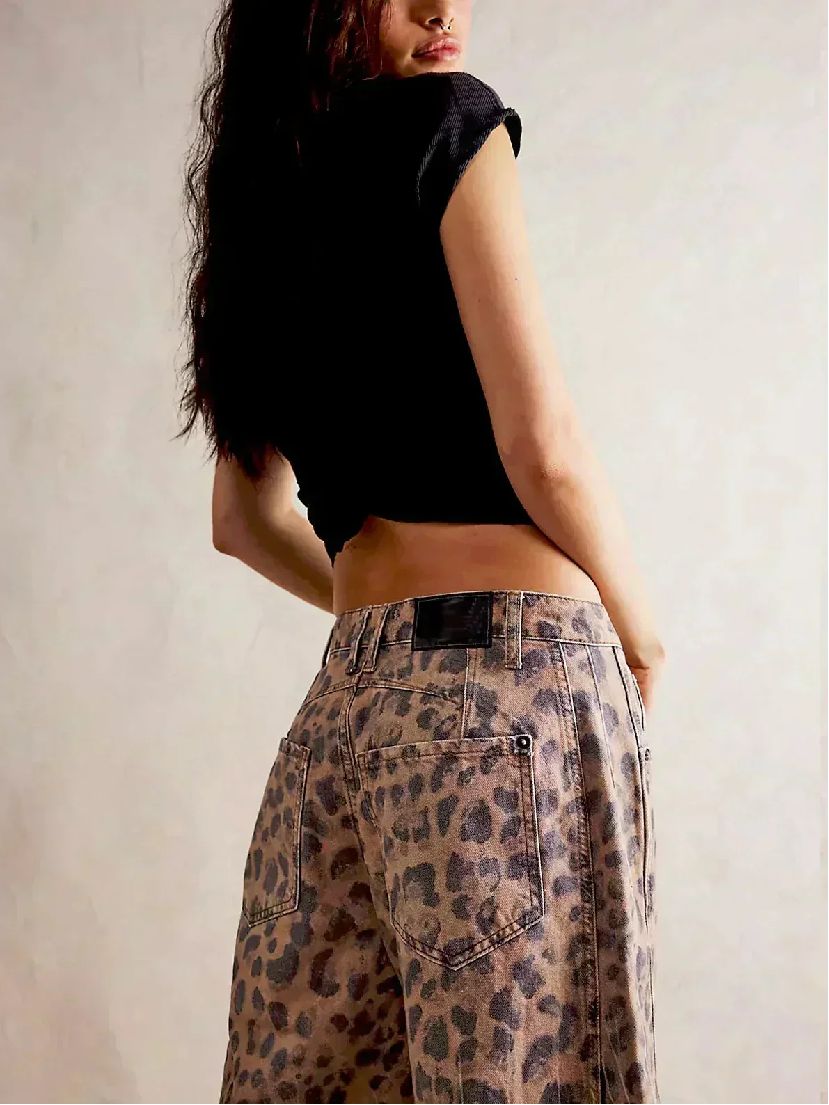 Leopard Print Wide-Leg Jeans